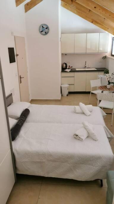 A Wonderful Studio6 Apt In The Center Of Jerusalem Exterior photo